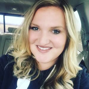 Meet your Posher, Alicia